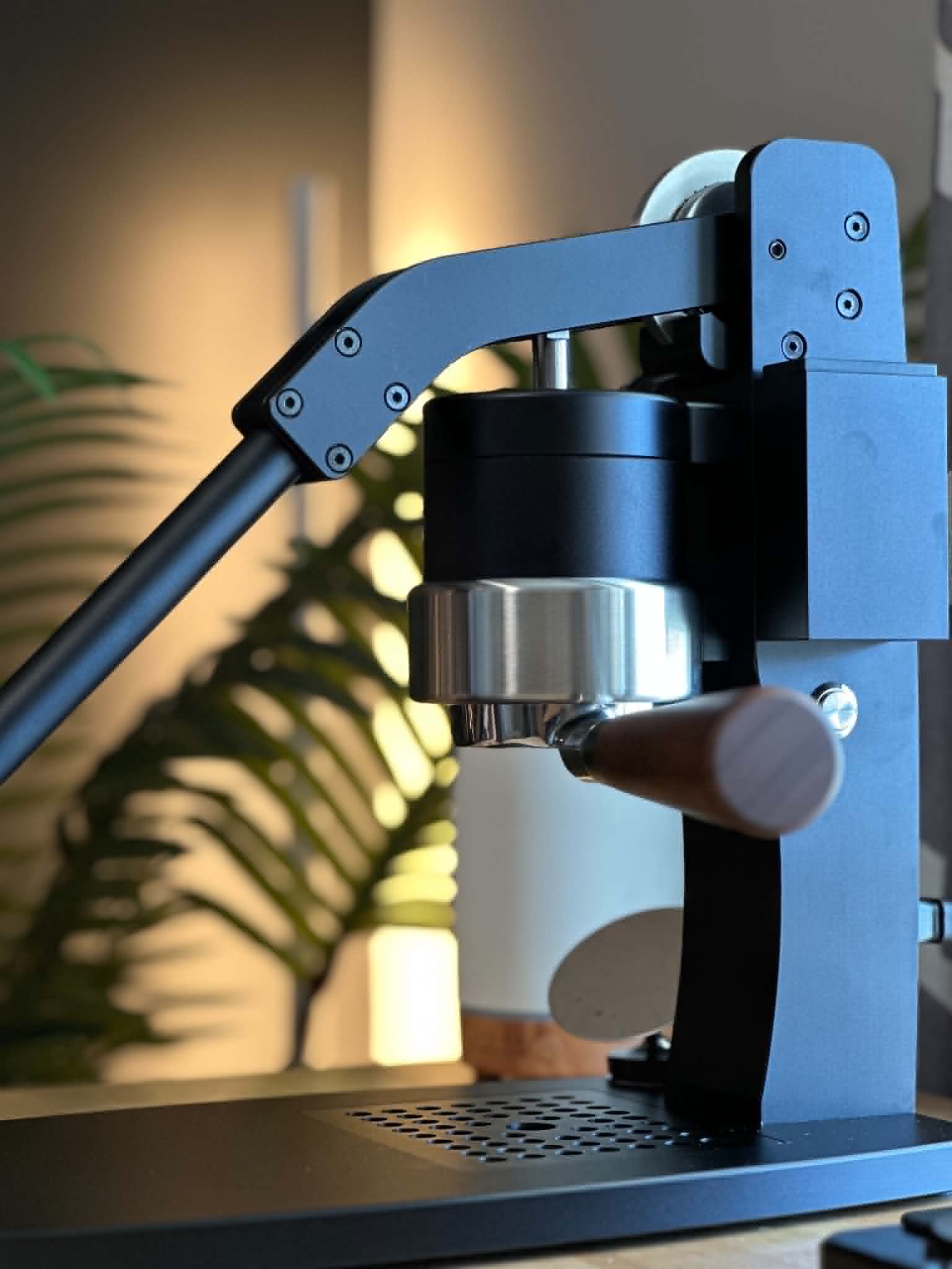 Turin Axis Lever Espresso Machine - Image 2