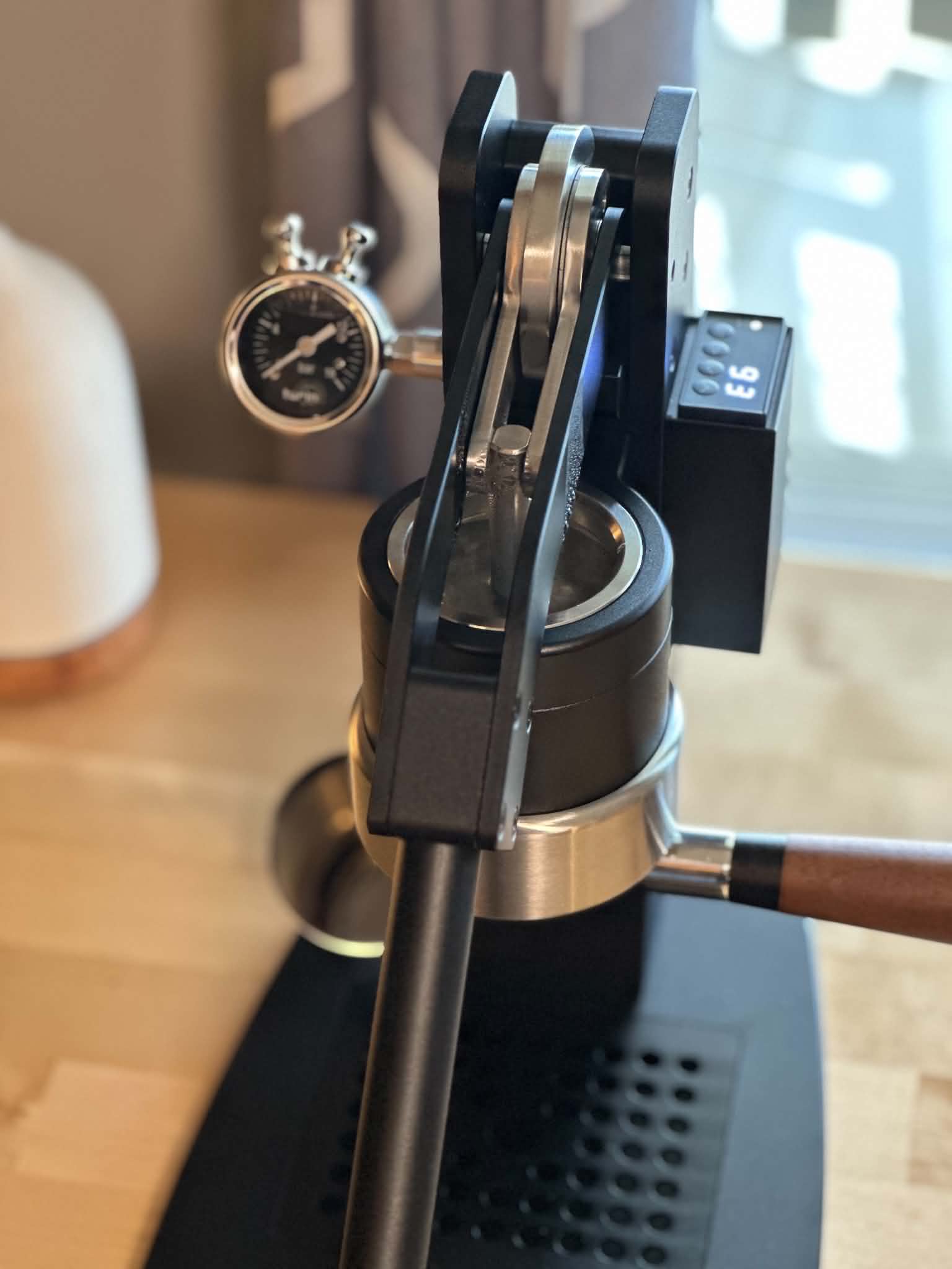 Turin Axis Lever Espresso Machine - Image 6