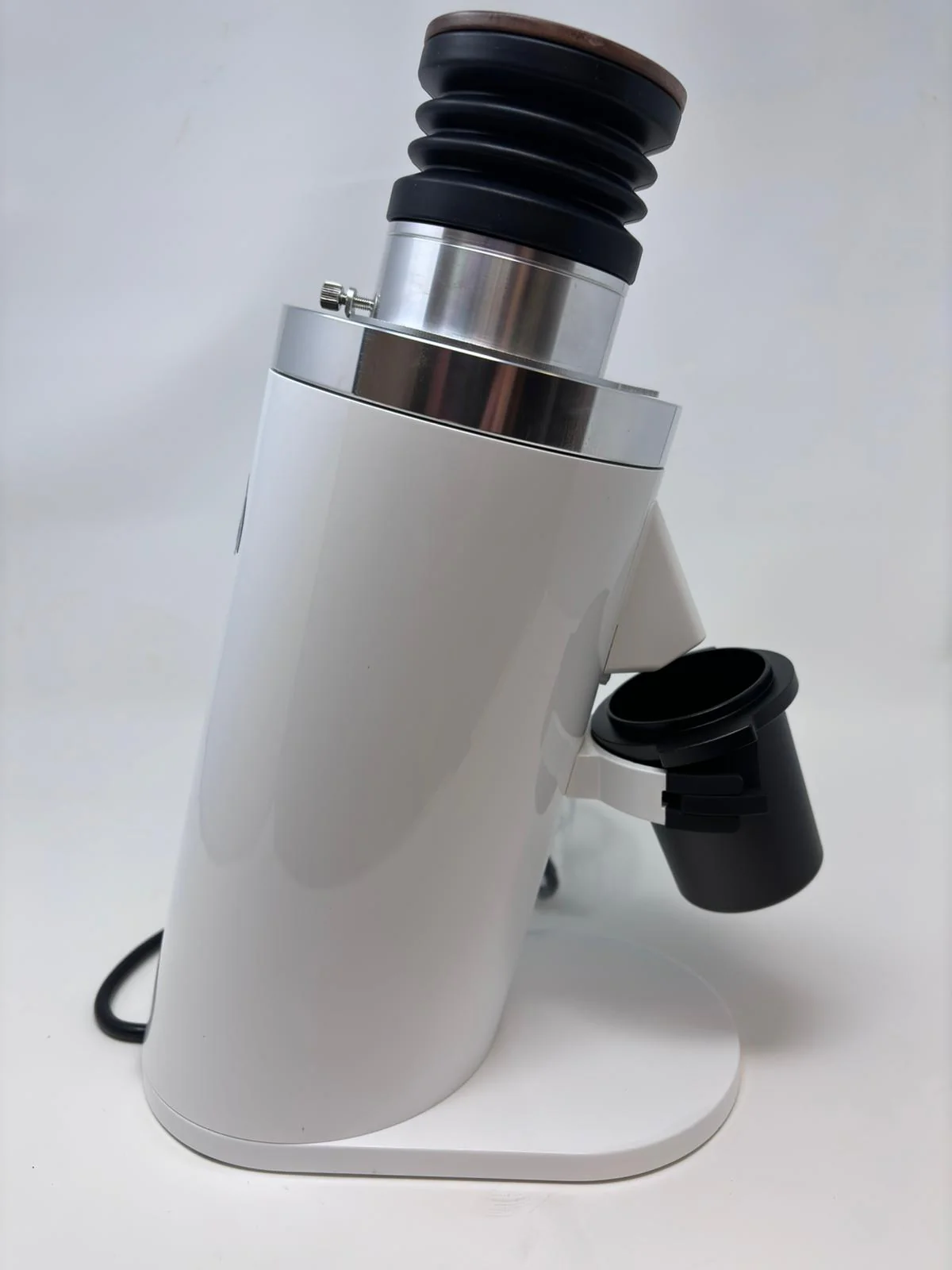 Turin DF64 Gen 2.5 Single Dose Coffee Grinder - Image 4